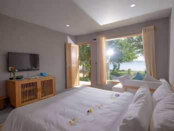 Alternative view of Nhất Tự Sơn Villa