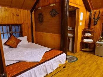 Alternative view of Cat Ba Mountain View